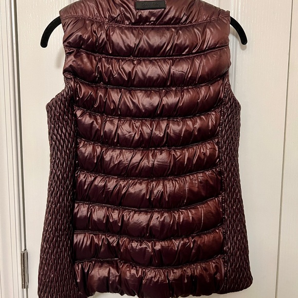 Calvin Klein Down Performance Premium Puffer Vest Womens Jacket Small Top Maroon - Picture 5 of 9